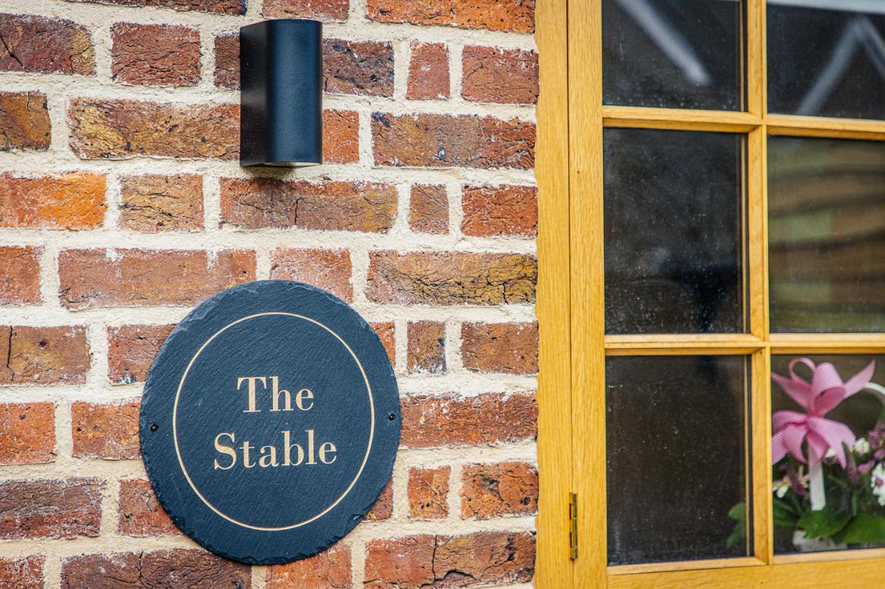 カンタベリーThe Stableアパートメント エクステリア 写真